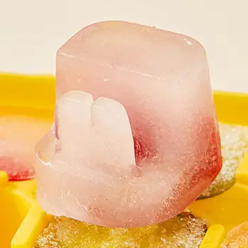 Полезный лоток для кубиков льда из TPE с крышкой Легкий лоток для кубиков льда Мини кухонный инструмент